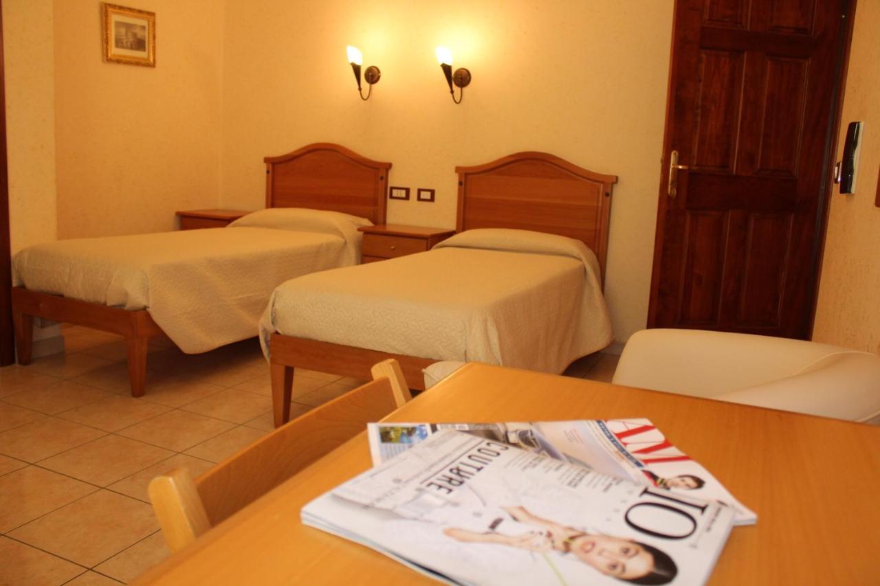 Hotel Ristorante L'Avvenire Gizzeria Kültér fotó