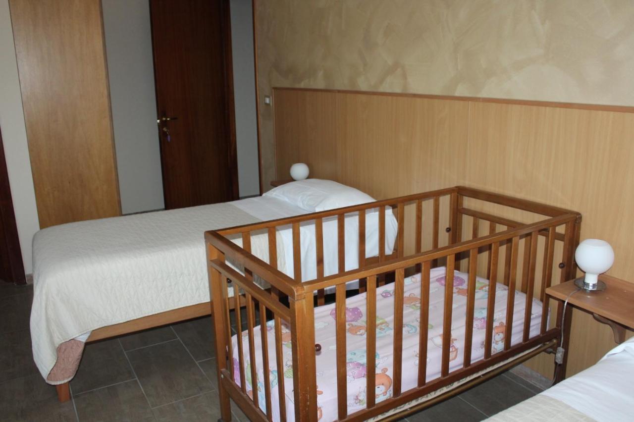 Hotel Ristorante L'Avvenire Gizzeria Kültér fotó
